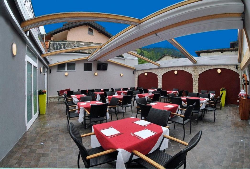 Albergo Alla Torre Caldonazzo Exterior foto